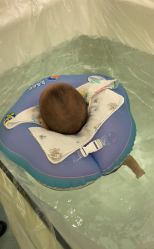 -鱼乐贝贝婴幼儿水育馆(高桥红坊店)