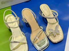-砂之船奥莱(南京江宁店)
