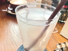 椰子水-ROAST coffee & eatery