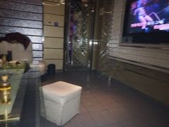 -GAGA主题量贩式KTV平价店(工大店)