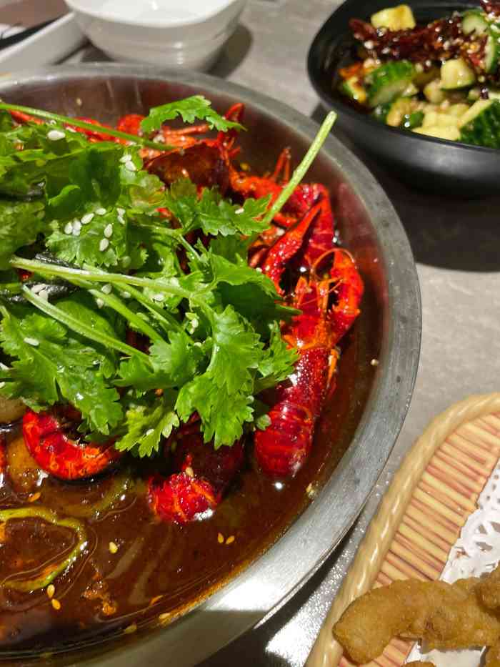 一佳靓虾(广银店)-"我们是端午的中午去的.然后看着门锁了的.