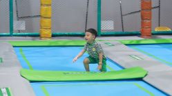 -反弹蹦床公园·亲子乐园·团建·派对(尚品奥莱店)