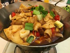 -钟掌勺忘不了地道湘菜(新天地假日广场店)