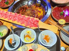 -城墙拐拐火锅(三峡广场黑金冠店)