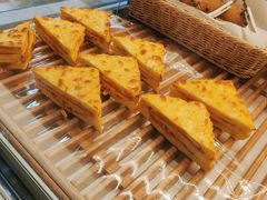 -爱达乐面包生日蛋糕(红光西华店)