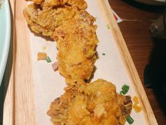 棒棒的蛋黄鸡翅-弄堂里·寻味杭州(湖滨银泰in77C区店)