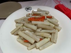 -肥肥虾庄·金牌油焖大虾(汉街SKP店)