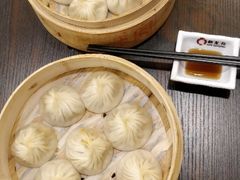-新龍袍蟹黄汤包(南京东路店)