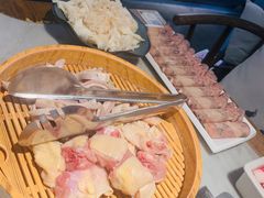 -尚尚仙·酸汤猪手·猪肚鸡火锅(华联万柳购物中心店)