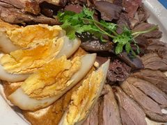 招牌卤狮头鹅七拼-潮界(LU·ONE凯德晶萃广场店)