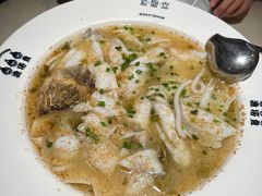 -渔语鱼酸菜鱼新川菜(来福士店)