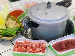 -晓彭肥肠鸡·泡椒鸡火锅(水木天地店)
