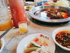 -忘情水鱼头·鲜鱼火锅(滨江中路店)
