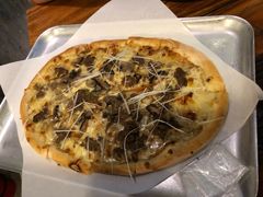 牛肉芝士披萨-I HOLIC艾豪丽披萨(KKone店)