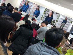 -优衣库(上海虹口龙之梦店)