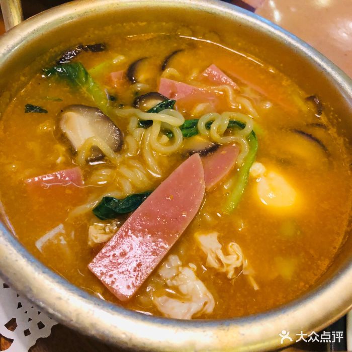 安东鸡(荔枝广场店)铜锅芝士拉面图片