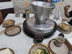 -谭记石锅鱼府(三道堰店)