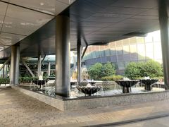 -上海滴水湖皇冠假日酒店