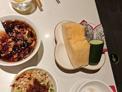 -海底捞火锅(长宁路龙之梦店)
