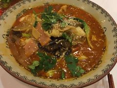 -小六汤包砂煲菜(文景路店)