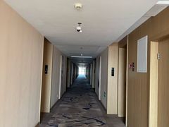 -兴芮温泉度假区