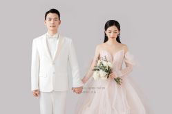 -苏菲亚婚纱摄影