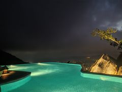 -三亚亚龙湾人间天堂鸟巢度假村