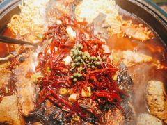 -吞鱼兽麻辣烤鱼(万达店)