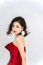 -Lady  Jane高端婚纱礼服馆
