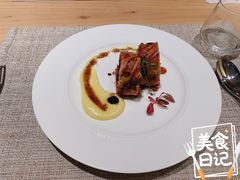 惠灵顿牛排-香樟花园法式铁板烧(恒隆广场店)