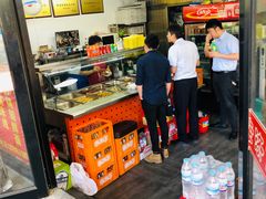-帅帅药膳把子肉(小吃城店)
