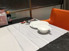 -红鼎豆捞·专注品质海鲜20年(宝丰路店)