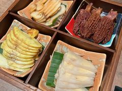 -蘑界·野生菌火锅(深业上城店)