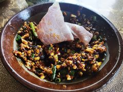 -乙丙丁正宗昭通天麻火腿鸡(总店)