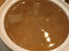 桃胶莲子炖雪梨-满记甜品(岭南新天地店)