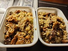-老头爱马仕酸豇豆炒饭(丰富路店)