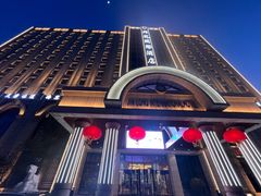 -锦龙国际酒店(天津奥体中心华苑地铁站店)