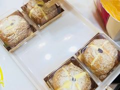 -凯司令(豫园地铁站店)