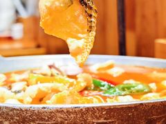 -老滇山寨•云南特色菜•地方菜•民族风情歌舞表演(金碧店)