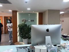 -大连何氏眼科医院