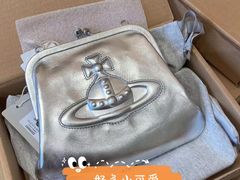 -Vivienne Westwood(上海来福士广场店)