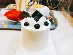 -罗森尼娜(德思勤店)