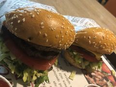 -The Habit Burger Grill 哈比特汉堡(复兴soho店)
