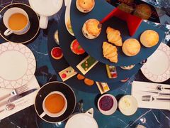 -Salon de The de Joel Robuchon(外滩18号店)