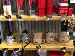 零售区-星巴克(北京复兴路店)