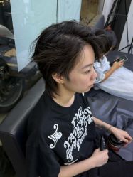 点击看大图 -藤野造型专业烫染接发