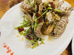 -老东镇啤酒屋海鲜加工·蒸汽海鲜·海鲜烧烤(台东店)