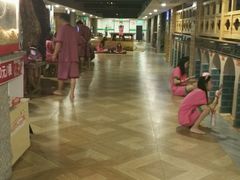 -绿岛汤泉韩式休闲会所