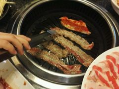 -韩宫宴炭火烤肉(中商世界里店)
