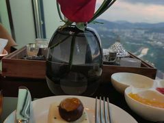 -瑞吉酒店·The Drawing Room闲逸廊·云端下午茶·夜奢Whiskey